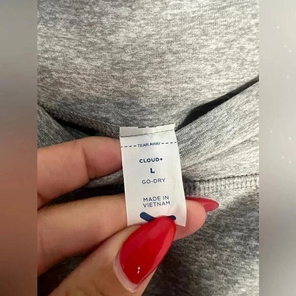 Old Navy Gray Cloud 7/8 Leggings - Picture 3 of 4